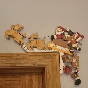 ABC Distributing Santa Door Corner‎ Decoration Multicolor Excellent Wood
